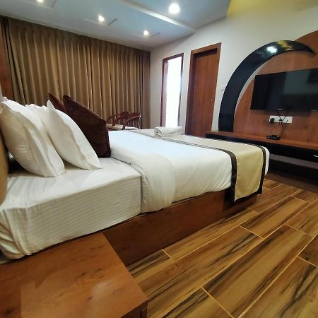 Hotel Royal City Shiliguri Exterior foto