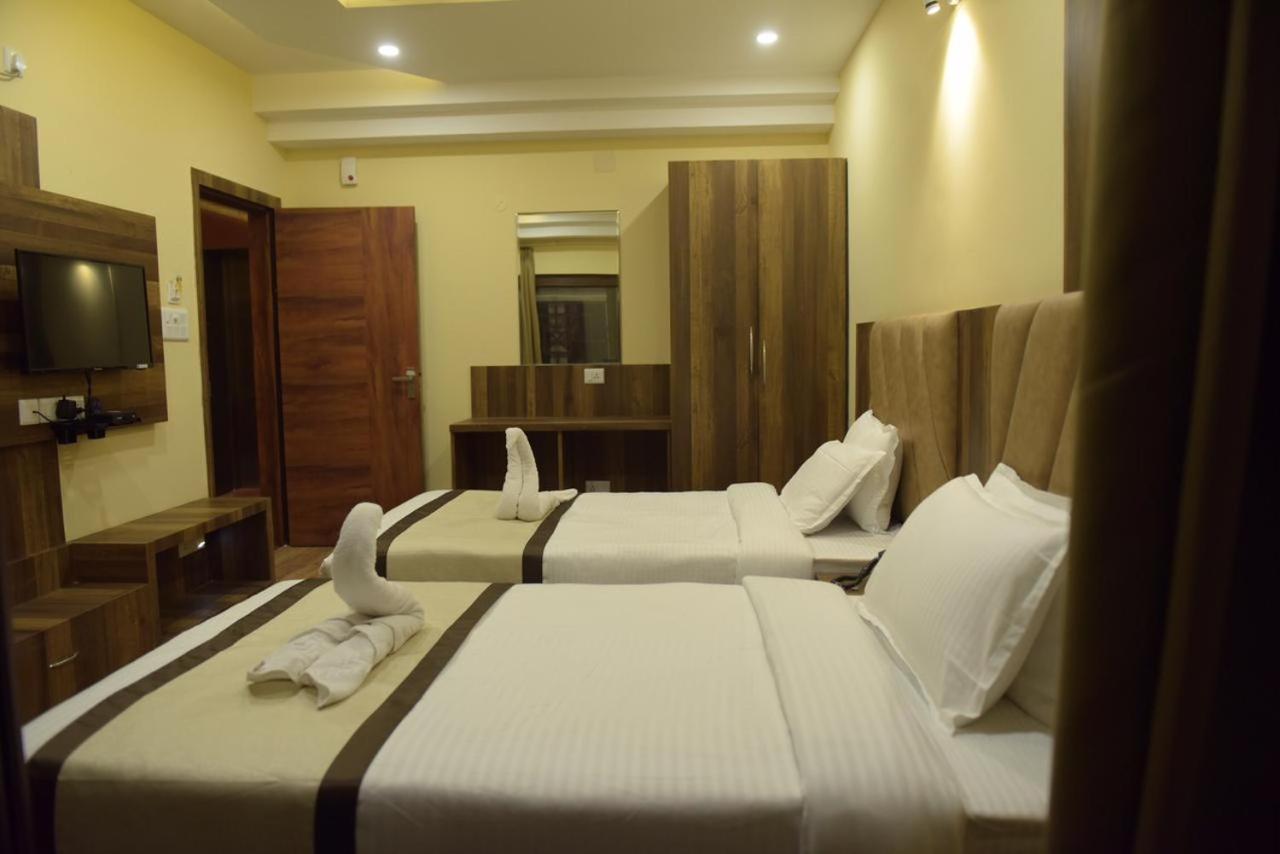 Hotel Royal City Shiliguri Exterior foto