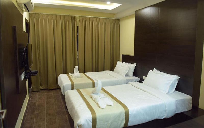 Hotel Royal City Shiliguri Exterior foto