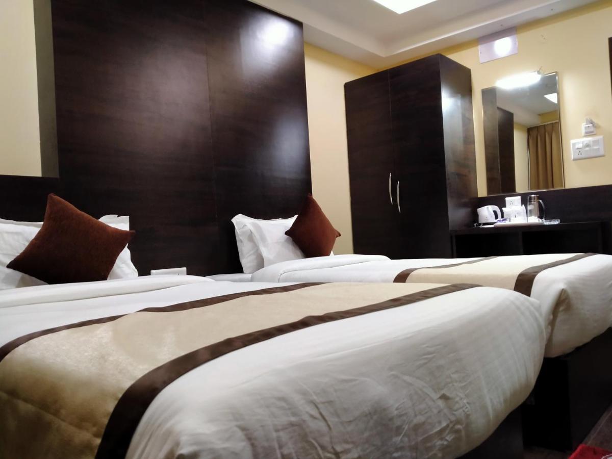 Hotel Royal City Shiliguri Exterior foto