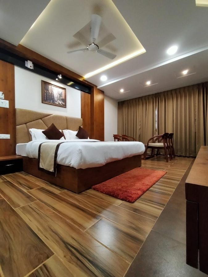 Hotel Royal City Shiliguri Exterior foto