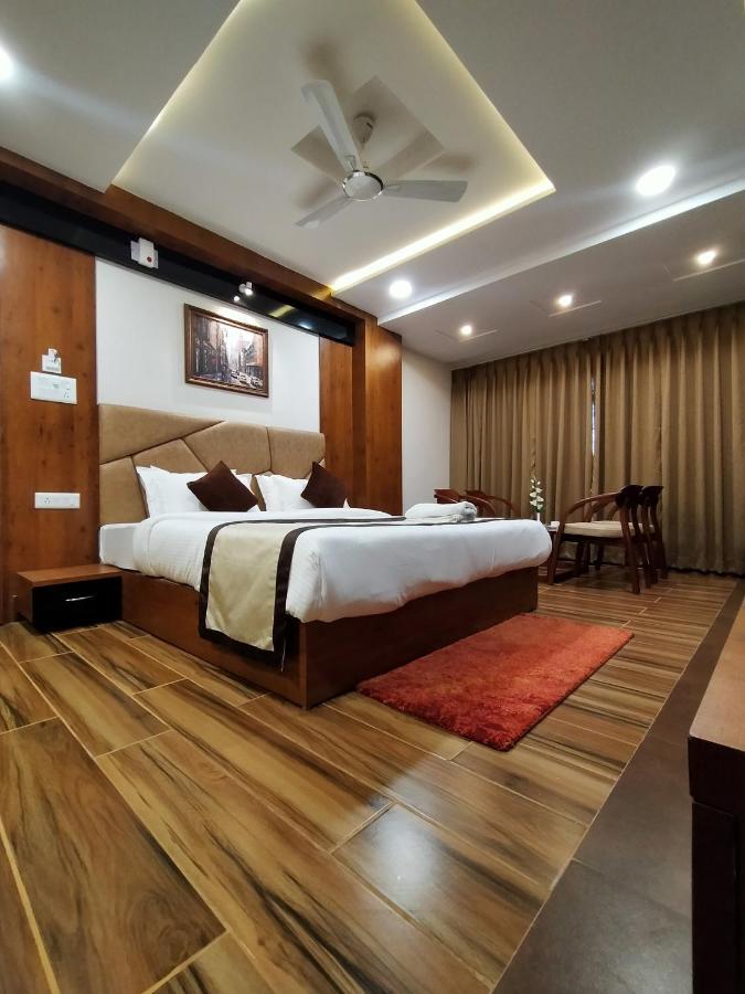 Hotel Royal City Shiliguri Exterior foto