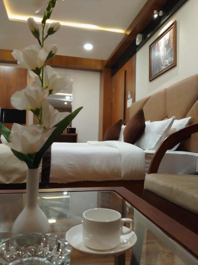 Hotel Royal City Shiliguri Exterior foto