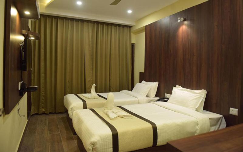 Hotel Royal City Shiliguri Exterior foto