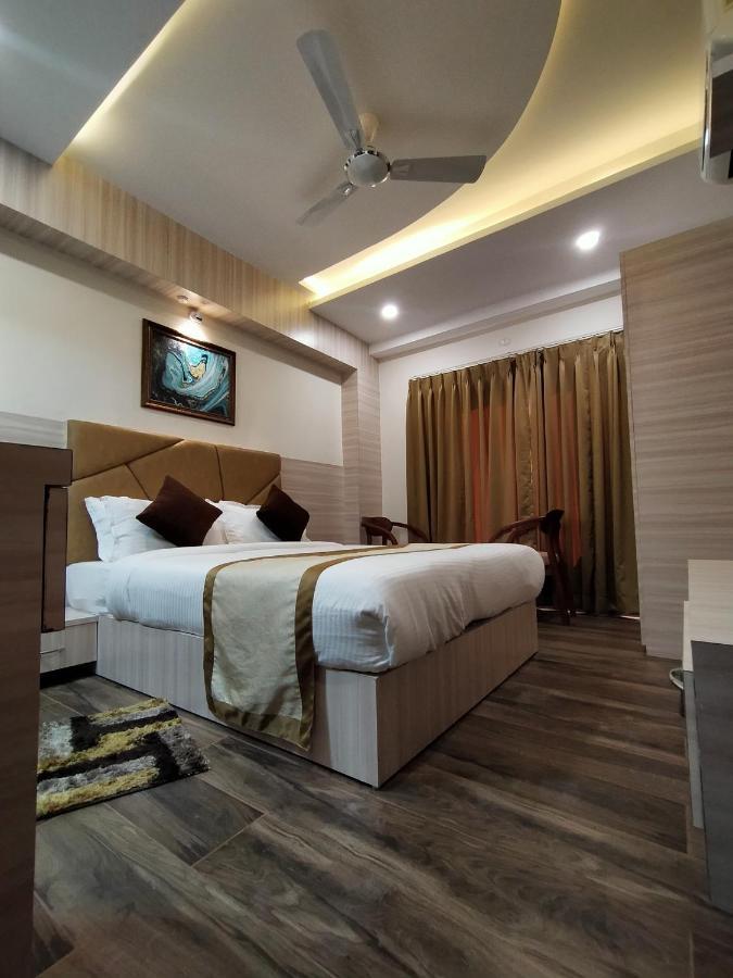 Hotel Royal City Shiliguri Exterior foto