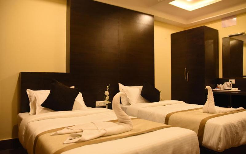 Hotel Royal City Shiliguri Exterior foto