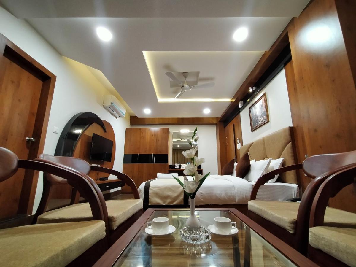 Hotel Royal City Shiliguri Exterior foto